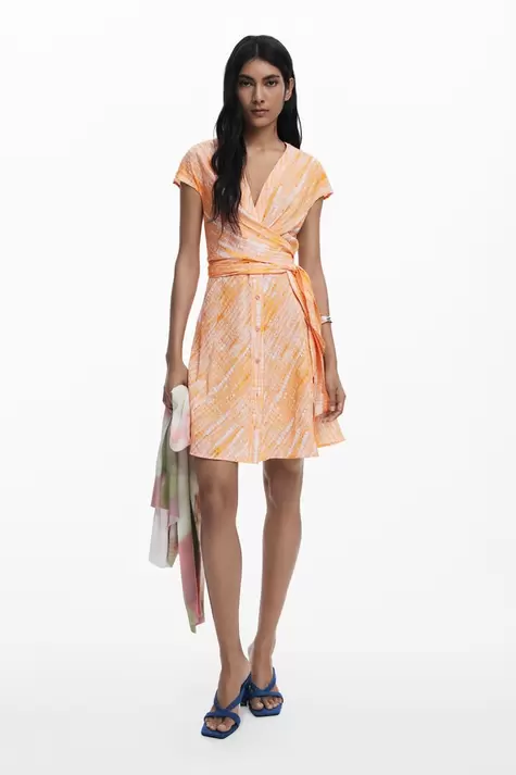 Wickelkurzes Kleid