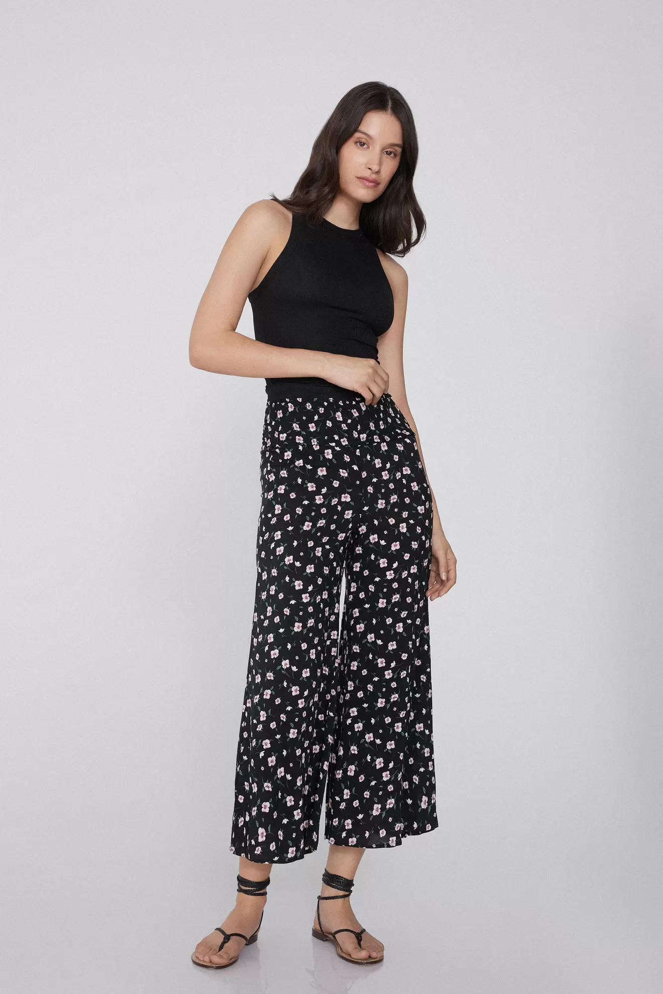 Gesmokte Cropped-Culotte aus Viskosegewebe