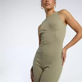 Jumpsuit mit weitem Bein