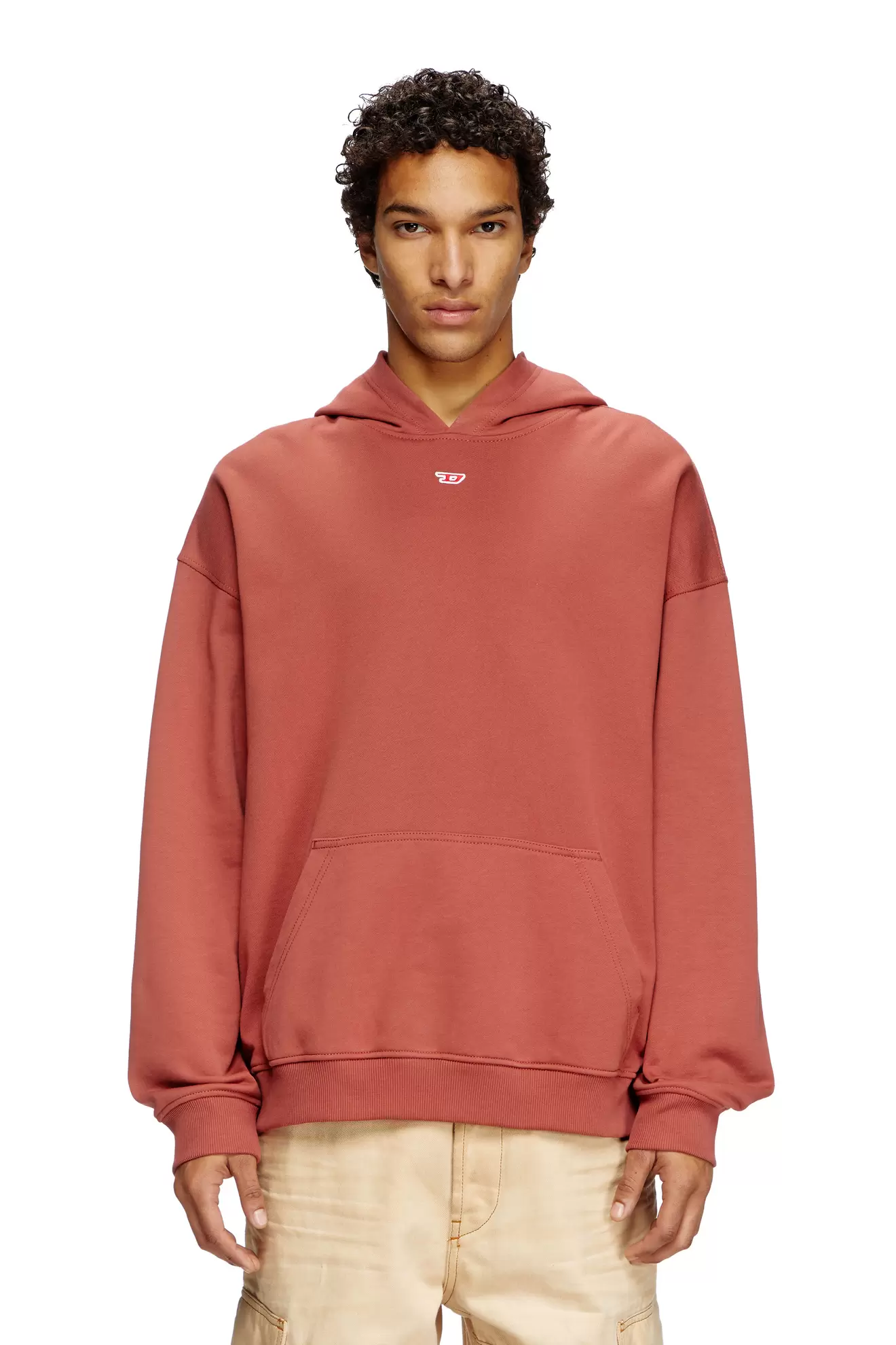 Hoodie mit D Logo-Patch