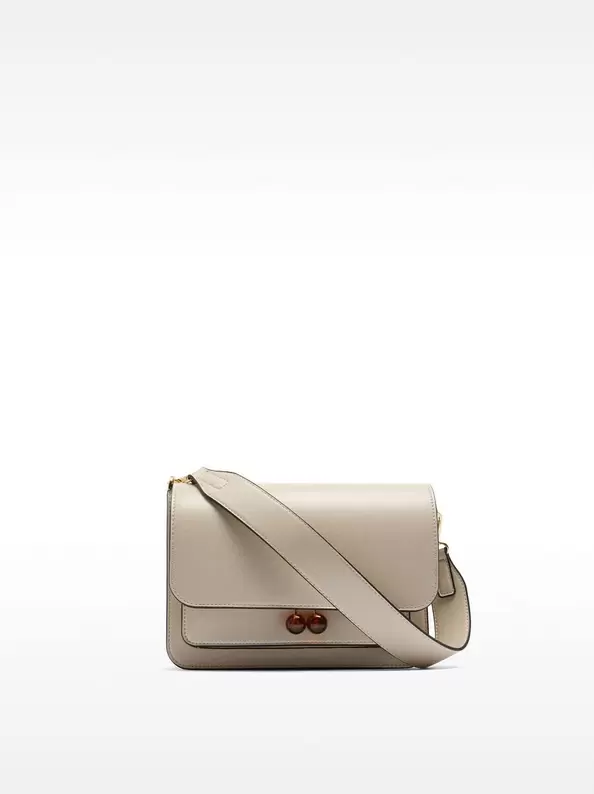 Crossbody bag with flap closure