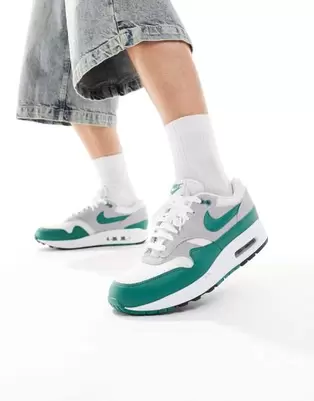 Nike ‑ Air Max 1 Ess ‑ Sneaker in Grau und Grün