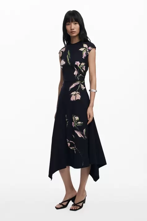 Asymmetrisches Blumenkleid