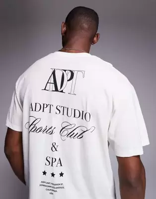ADPT – Oversize-T-Shirt in Wollweiß mit Rückenprint