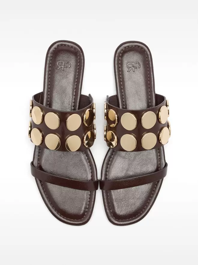 Flat sandals with metallic details