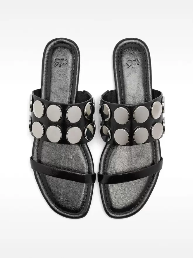 Flat sandals with metallic details