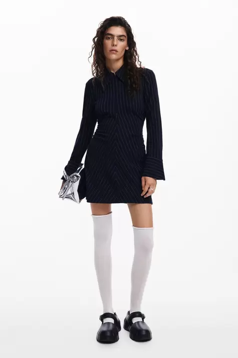 Gestreiftes Slim-Kleid