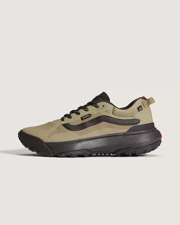 Crosspath Shoe