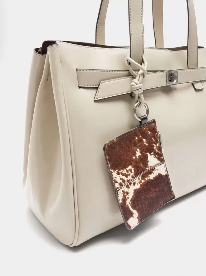 Laptop bag with pendant