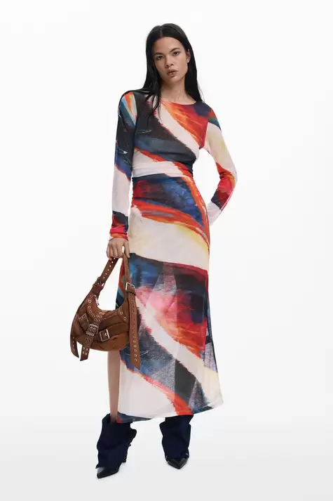 Langes Kleid mit Wellenmuster