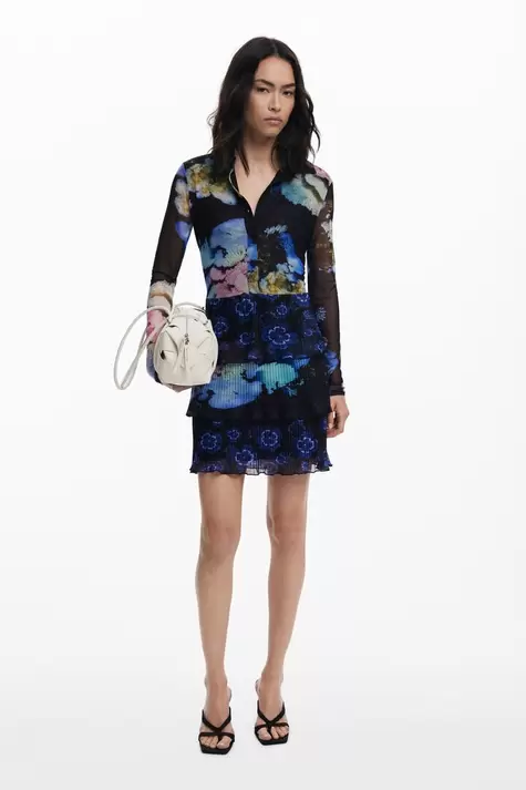 Kleid entworfen von Mr. Christian Lacroix