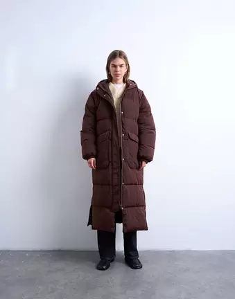 Topshop – Technische Longline-Pufferjacke in Schokoladenbraun