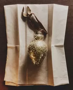 WEIHNACHTSBAUMKUGEL MIT CRAQUELÉ-OPTIK