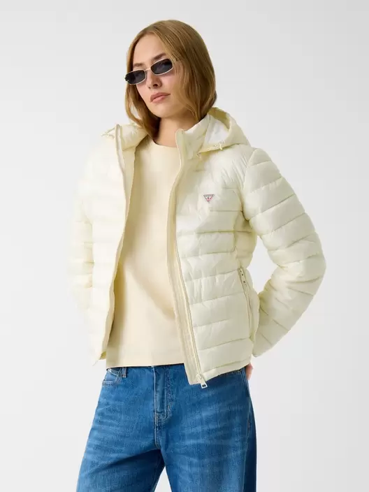 Cazadora plumífero de nailon con capucha