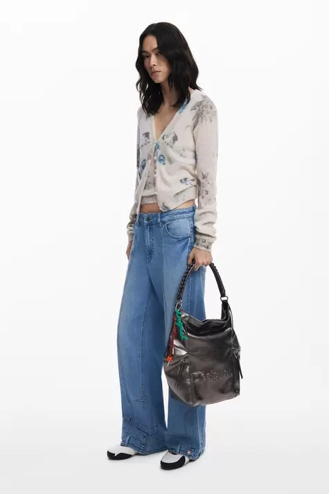 Metallischer Rucksack mit großem Logo