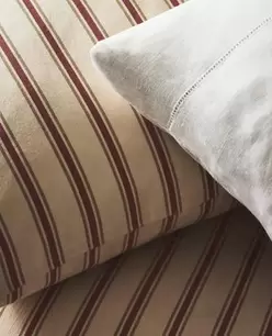 BETTBEZUG AUS GESTREIFTER PERKALBAUMWOLLE (300 FÄDEN)