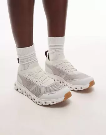 ON – Cloud 6 Versa – All-Day-Sneaker in Weiß und Kastanienbraun