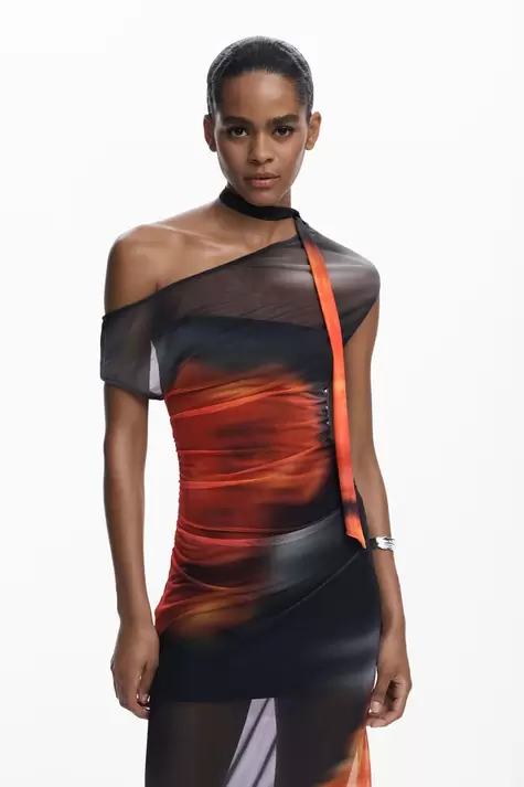 Asymmetrisches drapiertes Blumenkleid