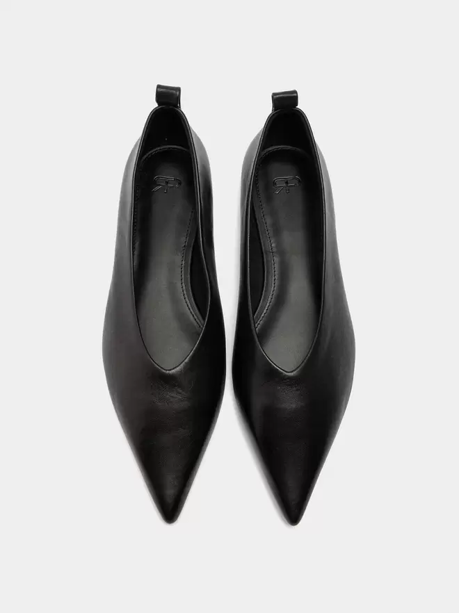 Ballerinas aus Leder