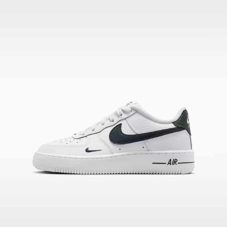 Nike Air Force 1