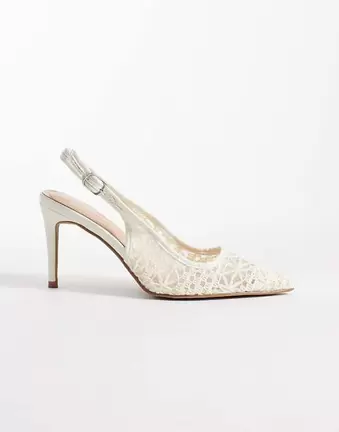 New Look – Absatzschuhe aus Häkelstrick in Creme mit Fersenriemen