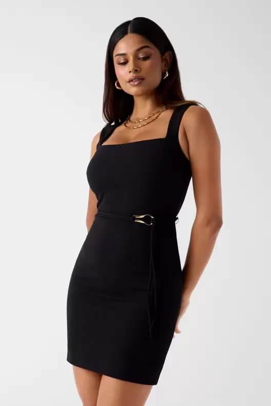 Vestido mini cinturón