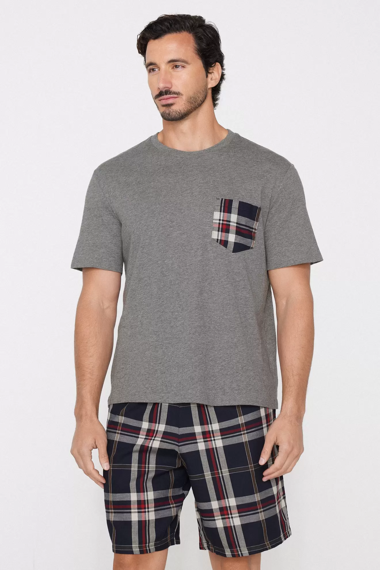 Kurzer Schlafanzug aus Baumwolle mit Tuch-Brusttasche