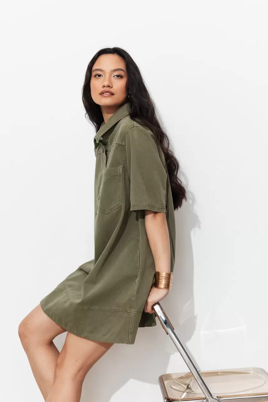Kurzes Canvaskleid