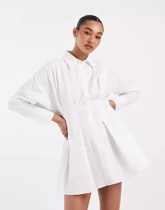 ASOS DESIGN – Tailliertes Hemdblusenkleid in Weiß mit Lochstickerei