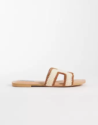 Steve Madden – Zarina-W – Flache Sandalen in Hellbraun/Knochenweiß