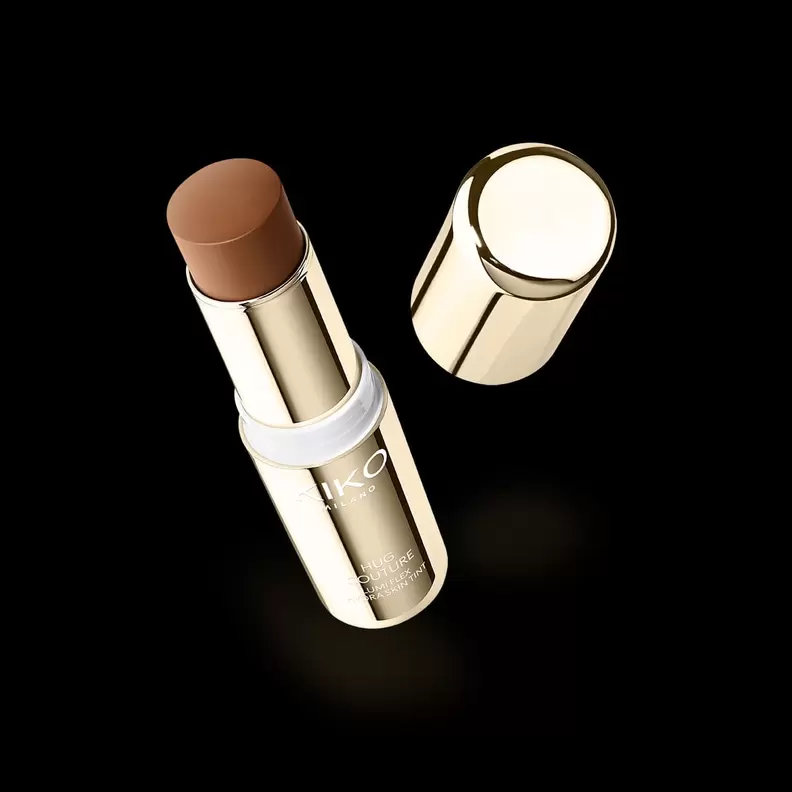 Hug Couture Lumi Flex Hydra Skin Tint 07