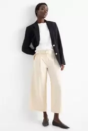 Crop Stoffhose mit Gürtel - High Waist - Wide Leg