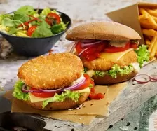 Hühner-Burger, paniert