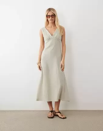 ASOS DESIGN – Maxi-Trägerkleid in verwaschenem Grün mit Streifen und V-Ausschnitt