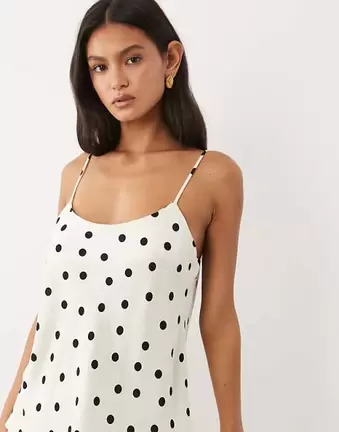 ASOS DESIGN – Camisole-Oberteil aus Leinenmix mit Polka-Dot-Muster und U-Ausschnitt im Stil der 90er