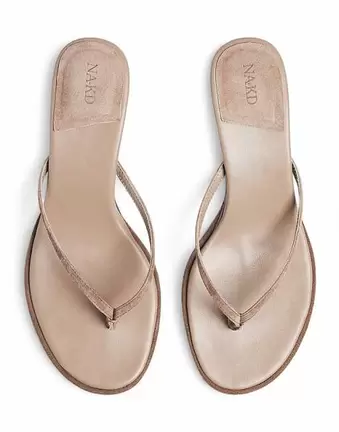 NA-KD – Absatzschuhe aus Wildleder in Taupe