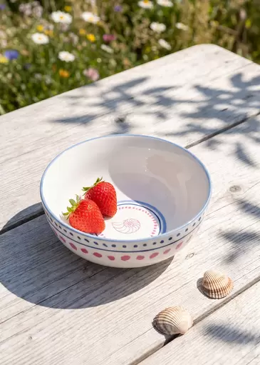 Keramikschale mit Punkten und Muschel - 12 cm