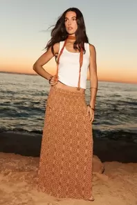 Falda larga smock cintura