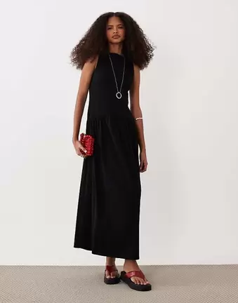 ASOS DESIGN – Midikleid in Schwarz mit tiefer Taille und gemischter Rippstruktur