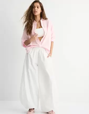 Stradivarius – Fließende Hemdbluse in Pastellrosa mit Leinenanteil