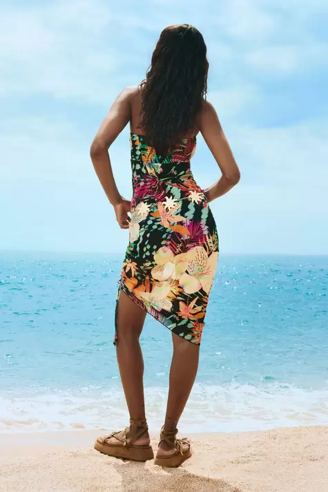 Tropisches Bandeaukleid