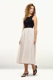 Fit & Flare Kleid mit Strasssteinen