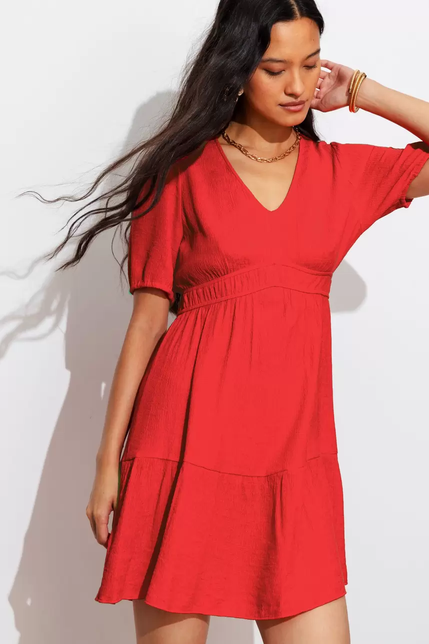 Unifarbenes Minikleid