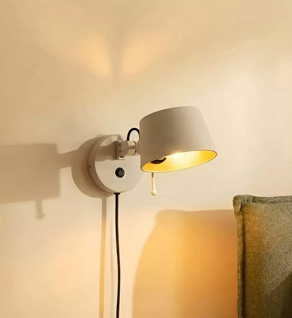 Lucande Wandleuchte Silka, 14 cm, beige, flexibel, Stecker