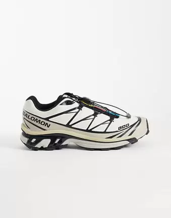 Salomon XT-6 Sneaker in Vanilleeis und Silberwolke