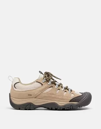 Stradivarius S008 Trekking-Sneaker in Beige