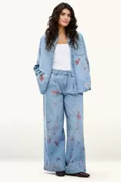Wide Leg Jeans - Mid Waist - geblümt