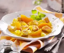 Hühnerbrustfilet in exotischer Currysauce