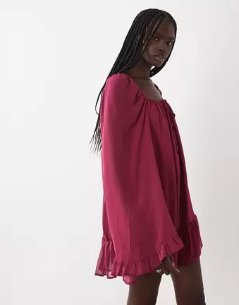 Miss Selfridge Chiffon-Minikleid in Beere
