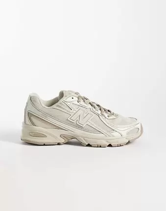New Balance 740 Sneaker in Mushroom und Beige